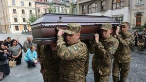 У Львові віддадуть останню шану трьом Героям — фото