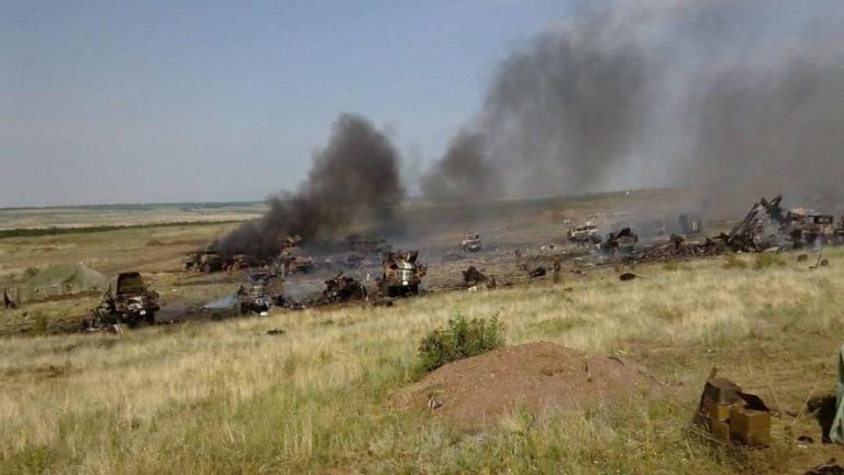 За добу оборонці України повідомили про ліквідацію 910 окупантів і збиття ворожого вертольота