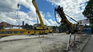 Шляхопровід у Рясному набирає форми: як просуваються роботи на будмайданчику