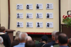 У Львові встановили меморіальні дошки працівникам комунального підприємства, що загинули на війні