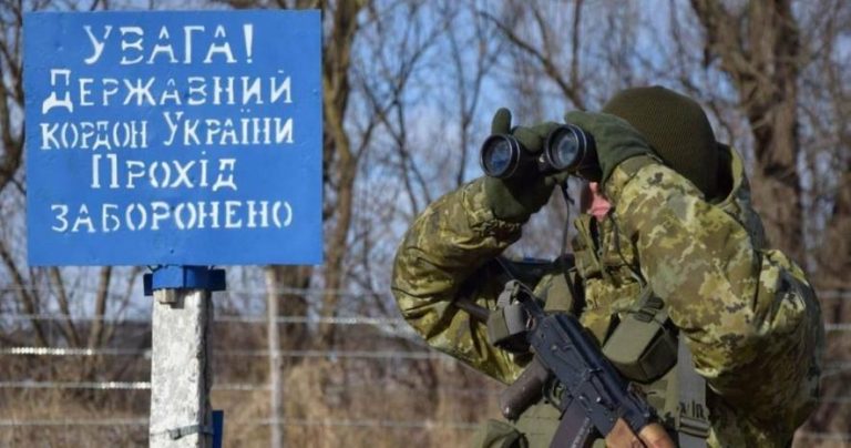 У Львові 30‑річному чоловіку оголосили підозру у сприянні незаконному перетину кордону