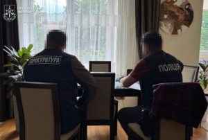 Колишні посадовиці Дрогобицької РДА підозрюються в оформленні родичам соцвиплат на понад 40 мільйонів гривень