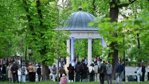 У двох львівських парках оголосили аукціони на розміщення кав’ярень і точок з морозивом
