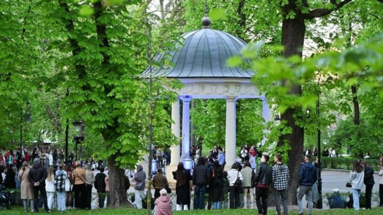 У двох львівських парках оголосили аукціони на розміщення кав’ярень і точок з морозивом