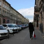 На двох вулицях Львова з’являться 66 нових паркомісць