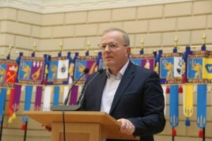Головний освітянин Львівщини у травні отримав понад 60 тисяч гривень