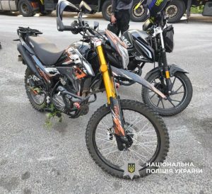 У Львівській області зіткнулися два мотоцикли, 17-річного водія доставили до лікарні — ФОТО