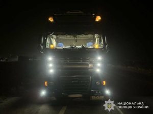 Вантажівка збила 60-річну жінку на об’їзній дорозі Львова