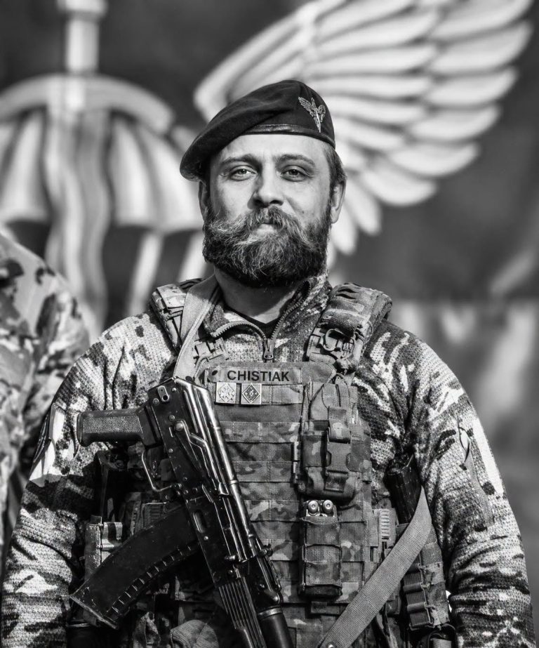 У Львові попрощалися з 29-річним воїном Назарієм Владикою з Великомостівської громади