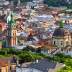 Оренда авто: порівняння умов, автопарків і варіантів поїздок у місті та за його межами