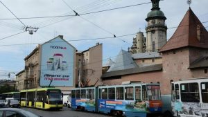 П’ять днів ремонтуватимуть колію на площі Митній у центрі Львова