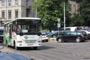 У Львові з наступного тижня скоротять кількість автобусних рейсів