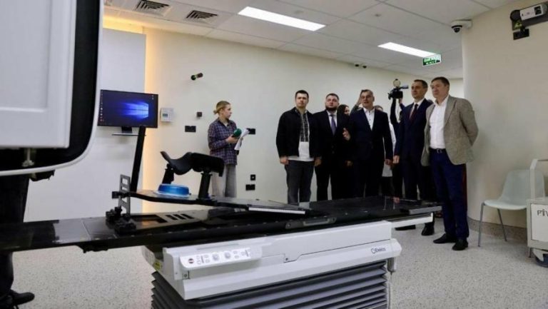 У Львові ввели в експлуатацію два нові сучасні лінійні прискорювачі для лікування онкологічних пацієнтів