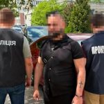 У Львові затримали іноземця, який за $12 000 організував фіктивні гастролі для вивезення чоловіка