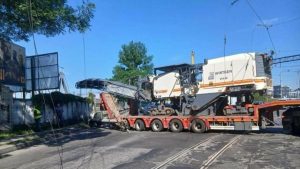 У Львові спецтехніка обірвала трамвайні дроти — рух одного маршруту тимчасово змінено