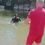 Рятувальники-водолази дістали з річки Стрий тіло 24-річного юнака