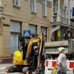 Аварійний ремонт на вулиці Костюшка перекрив частину центру Львова — кілька вулиць залишилися без водопостачання
