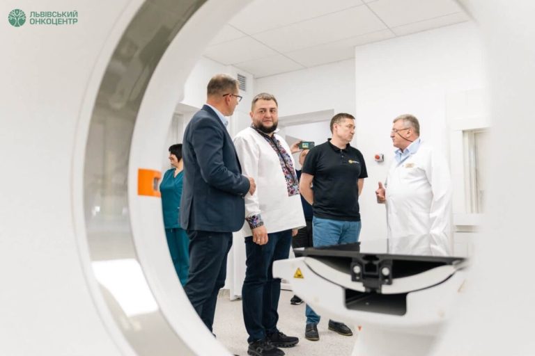 У Львівському онкоцентрі запустили новітній комп’ютерний томограф