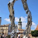 У Львові посадовець обласної ради різко розкритикував скульптуру у галереї Козицького