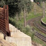 У Львові змонтували першу шпунтову палю — фоторепортаж