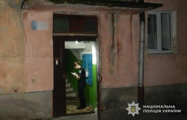 У Львові чоловік сфабрикував історію про нападника, щоб приховати, що ножем його поранила дружина