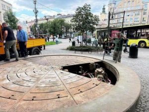 Фонтан «Да Вінчі» у Львові призупиняє роботу до 10 серпня — назвали причину