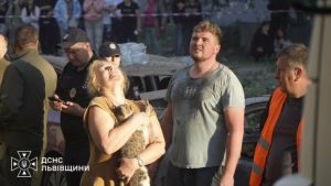 У Львові тривають рятувальні роботи — 36 постраждалих, доля ще двох осіб не встановлена