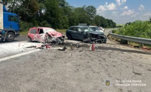 Стрийський район: в аварії загинула пасажирка Volkswagen, ще п’ятеро госпіталізовані