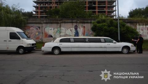 У Львові в покинутому «Lincoln» виявили померлого чоловіка