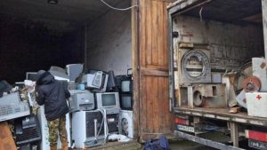 Де у Львові правильно вивезти старі меблі й побутову техніку