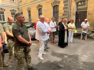 Стрийському 435-му дивізіону БПЛА передали нове авто