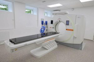 У Львівському онкоцентрі запрацював високотехнологічний томограф