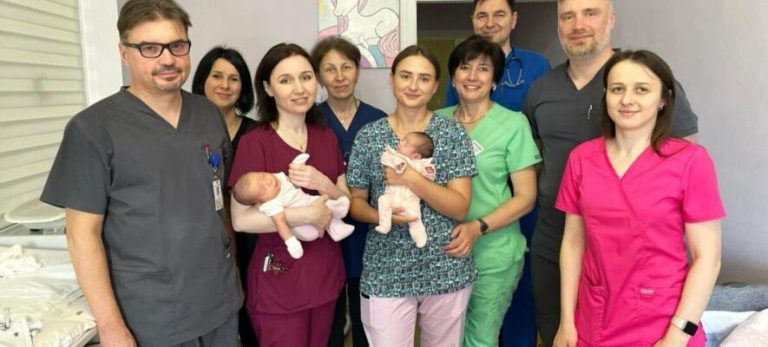 Медичний прорив у Львові: лікарі вперше врятували 1600-грамове немовля без розрізу грудної клітки