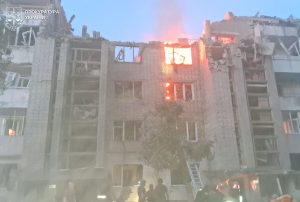 Львів під ракетним ударом: постраждали житлові квартали