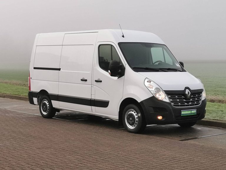 Розборка Renault Master: деталі для ремонту великого комерційного авто
