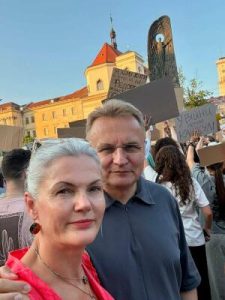 Садовий пояснив причини свого приєднання до львівського протесту на підтримку Михайла Федорова