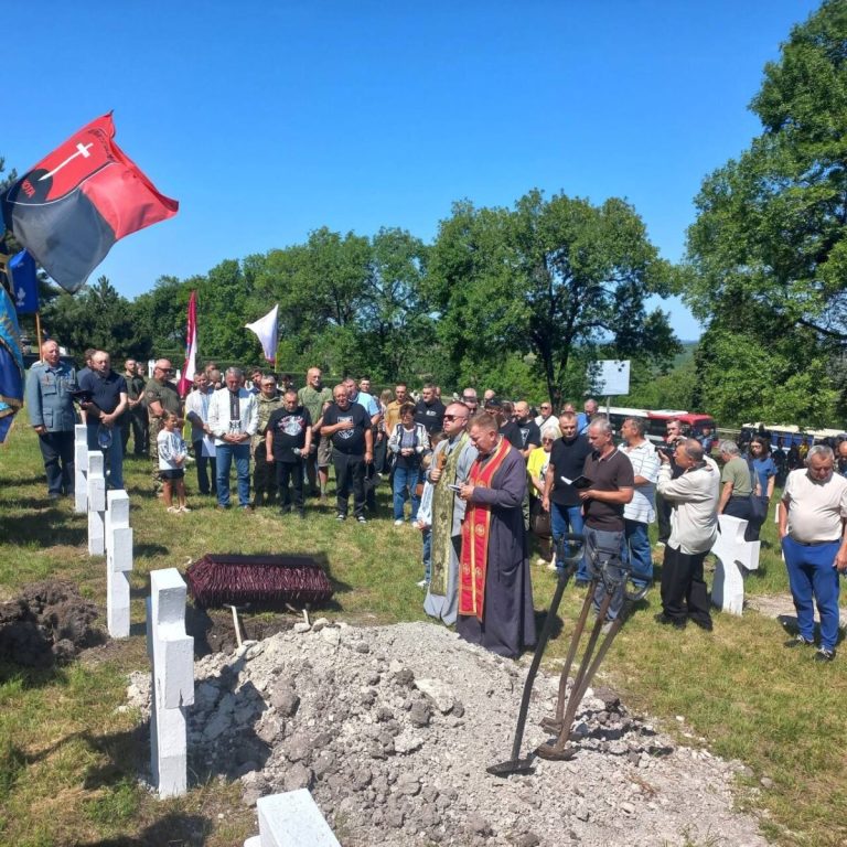 На Львівщині урочисто перепоховали двох воїнів-дивізійників