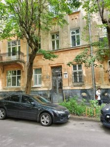 Понад 40 квадратних метрів комунального приміщення здають в оренду в пам’ятці архітектури Львова
