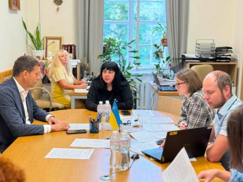 Місцева рада виділила фінансування на оновлення дитячих ігрових зон та допомогу захисникам