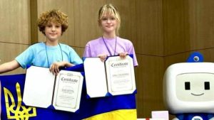 Учениця зі Львова виборола золоту нагороду на міжнародному турнірі з робототехніки в Південній Кореї