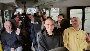 Львів’янин повернувся додому серед десяти звільнених з полону українських військових