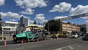 У Львові на вулиці Городоцькій чотири дні триватимуть асфальтувальні роботи, тому частину дороги перекриють