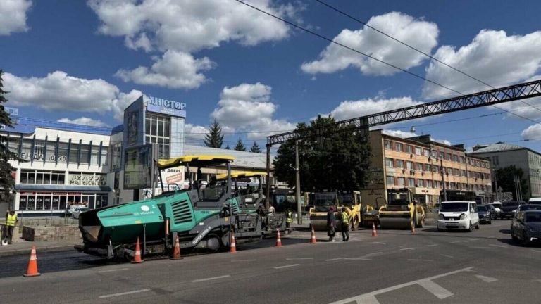 У Львові на вулиці Городоцькій чотири дні триватимуть асфальтувальні роботи, тому частину дороги перекриють