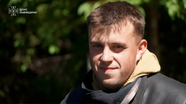 На Львівщині рятувальники за добу приборкали 14 пожеж та врятували двох людей