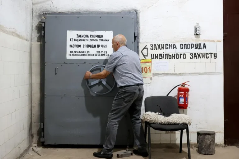 У Львові провели перевірку бомбосховища на 600 місць у медіахолдингу «Вільна Україна»