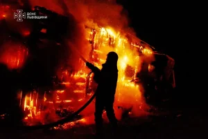 Пожежа знищила житловий будинок у селі Переволочна на Золочівщині