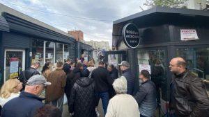 У Львові прибирають МАФи з вулиці Мазепи заради майбутньої реконструкції