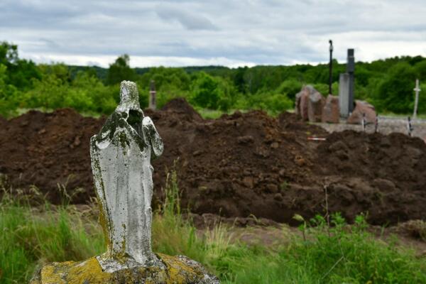 Львівщина: Україна дала згід на ексгумацію загиблих у Гуті Пеняцькій під час Волинської трагедії