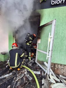 Пожежа в аптеці на Тракті Глинянському забрала життя людини