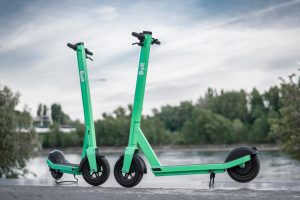 Львів випробовує нові дорожні знаки в експериментальному режимі